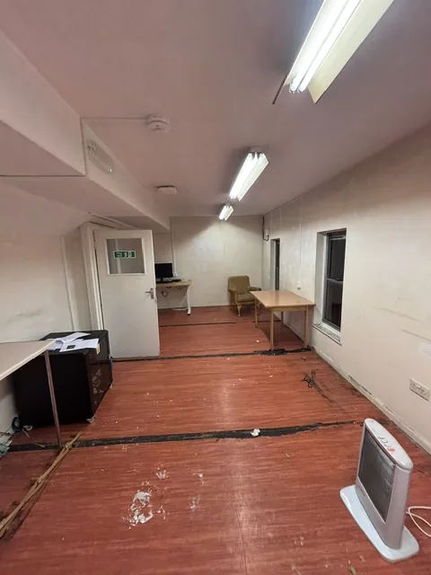 Asbestos artex removal from plasterboard walls in Leyton