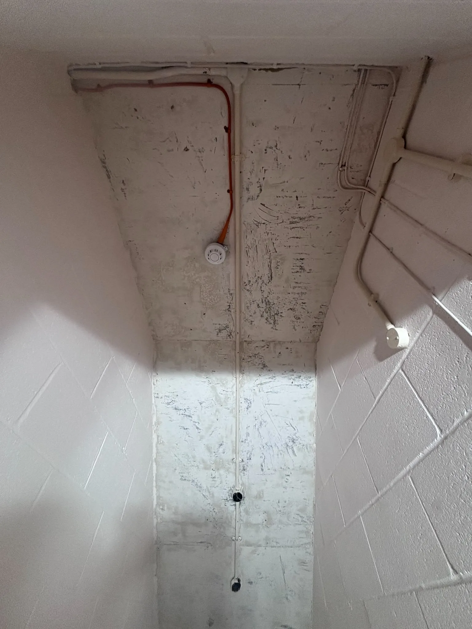 Licensed asbestos gasket removal in a Leyton commercial property